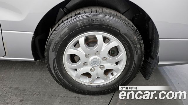 Hyundai Starex 2013 thumb 6