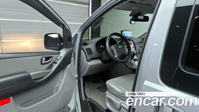 Hyundai Starex 2013 thumb 11