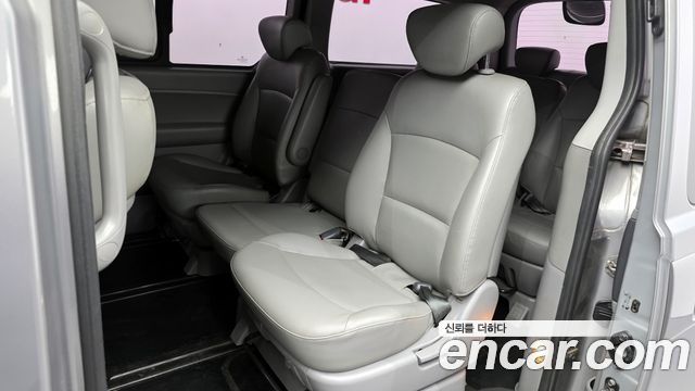 Hyundai Starex 2013 thumb 12
