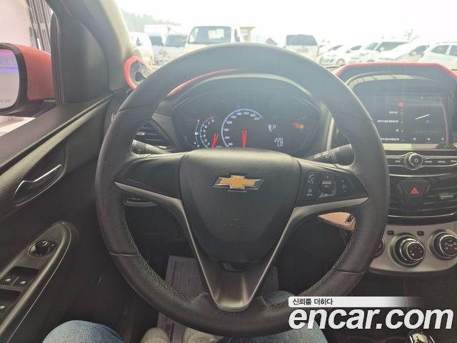 Chevrolet Spark 2018 thumb 6
