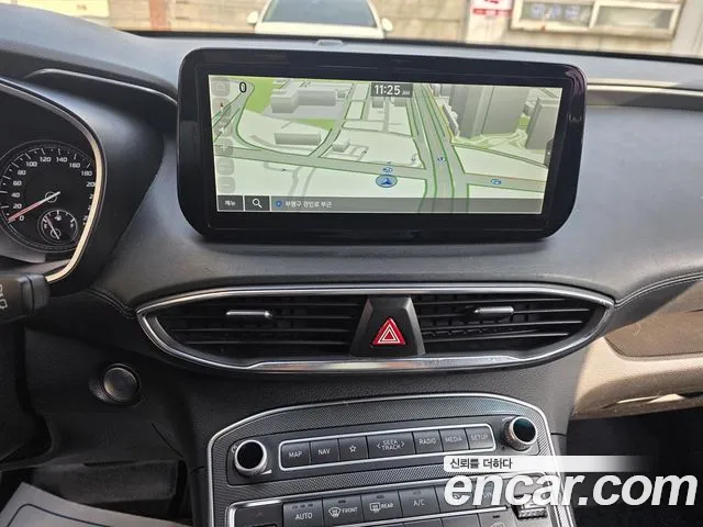 Hyundai Santa Fe 2020 thumb 10