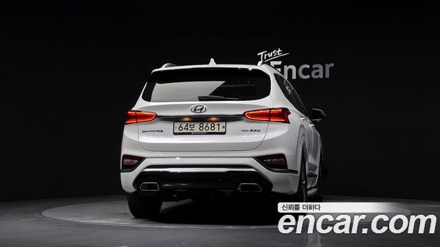 Hyundai Santa Fe 2019 thumb 5