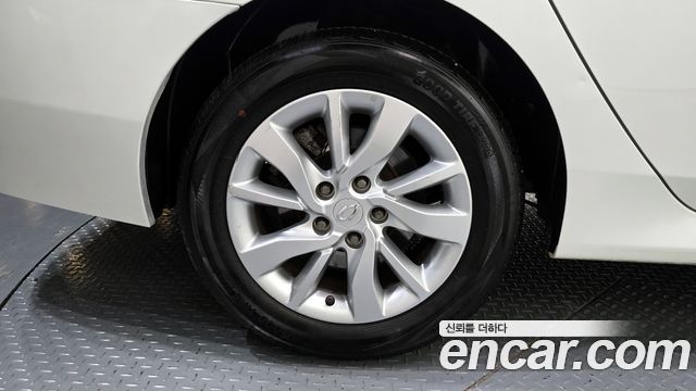 Renault Korea SM5 2013 thumb 5
