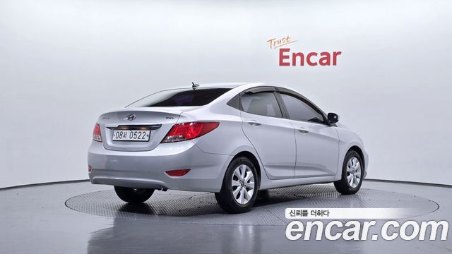 Hyundai Accent 2016 thumb 3