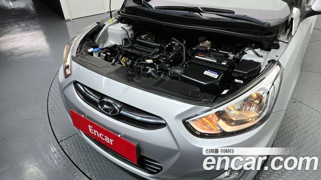 Hyundai Accent 2016 thumb 7