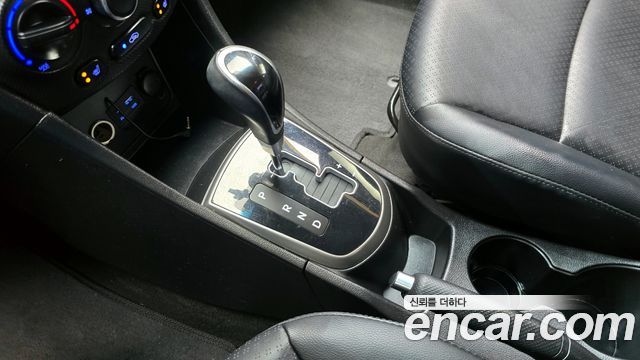 Hyundai Accent 2016 thumb 10