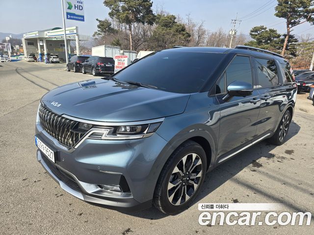 Kia Carnival 2022 thumb 3