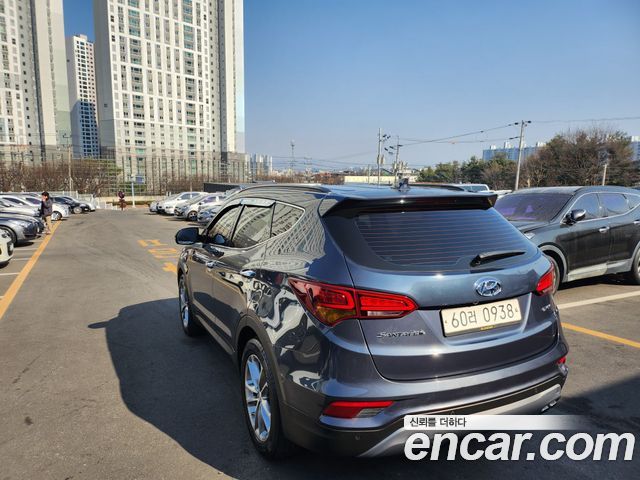 Hyundai Santa Fe 2016 thumb 3