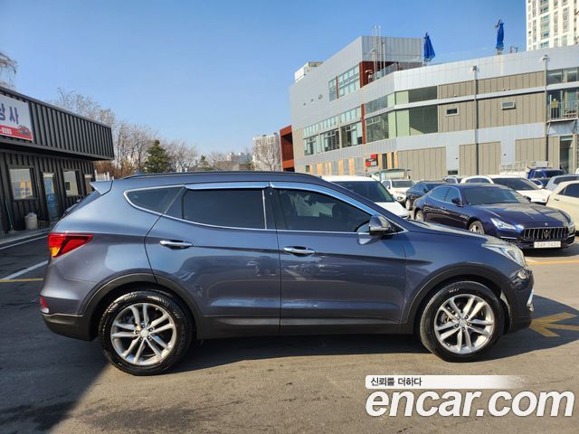 Hyundai Santa Fe 2016 thumb 6