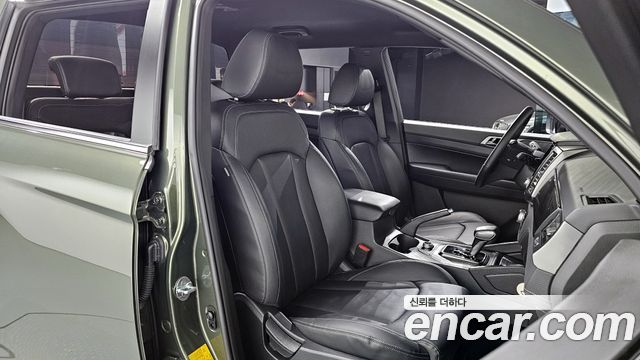 SsangYong Rexton 2021 thumb 10