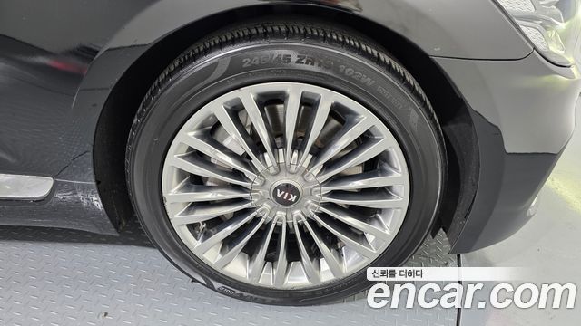 Kia K9 2019 thumb 5