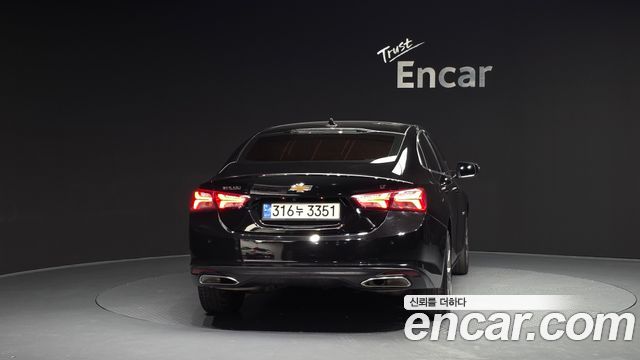 Chevrolet Malibu 2021 thumb 4