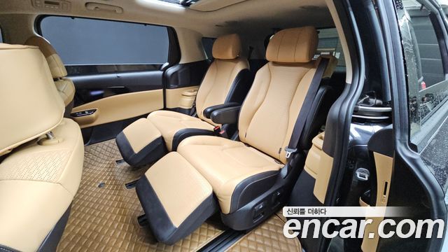 Kia Carnival 2022 thumb 12