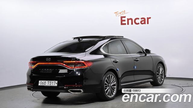 Hyundai Grandeur 2017 thumb 3