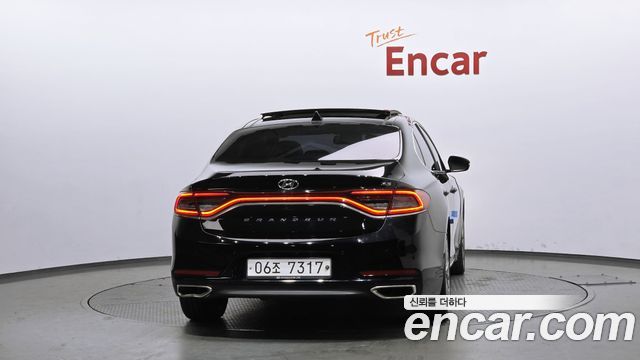 Hyundai Grandeur 2017 thumb 5