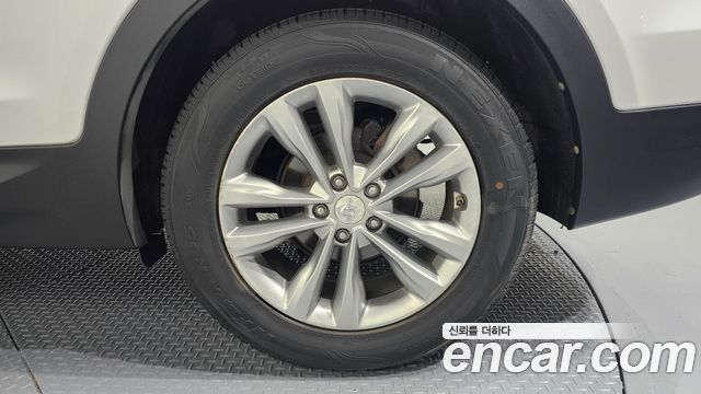 Hyundai Santa Fe 2017 thumb 6
