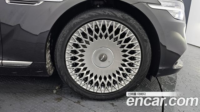 Genesis G90 2019 thumb 6