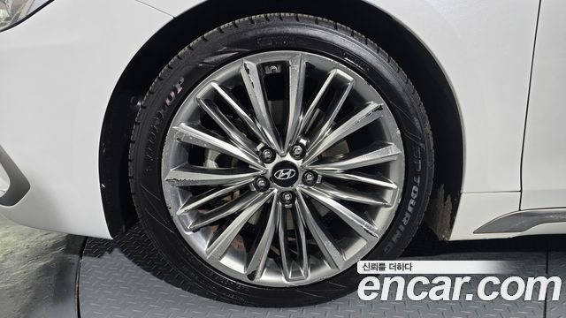 Hyundai Grandeur 2017 thumb 6