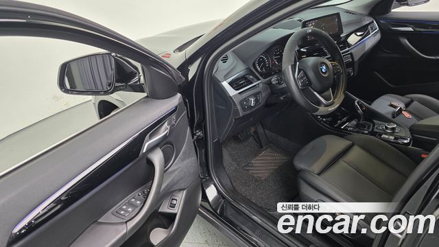BMW X2 2022 thumb 2
