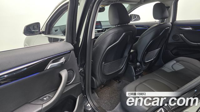 BMW X2 2022 thumb 3