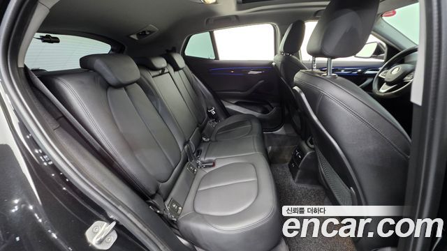 BMW X2 2022 thumb 4
