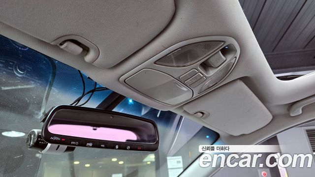 Hyundai Santa Fe 2014 thumb 12