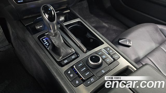 Hyundai Genesis 2016 thumb 10