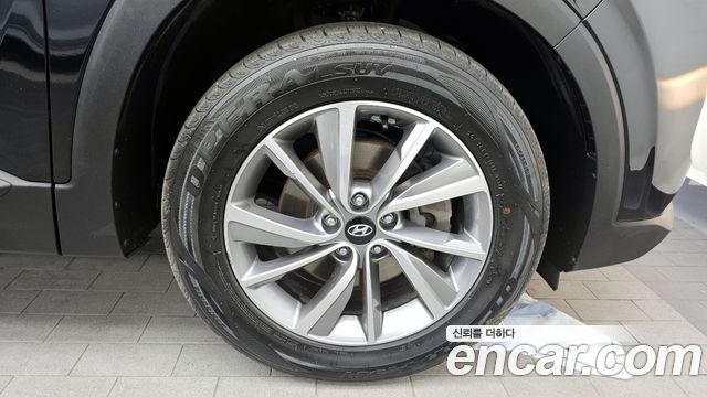 Hyundai Santa Fe 2018 thumb 6
