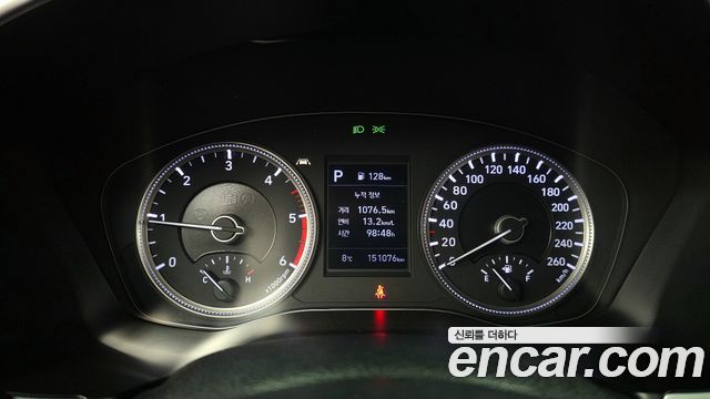 Hyundai Santa Fe 2018 thumb 9