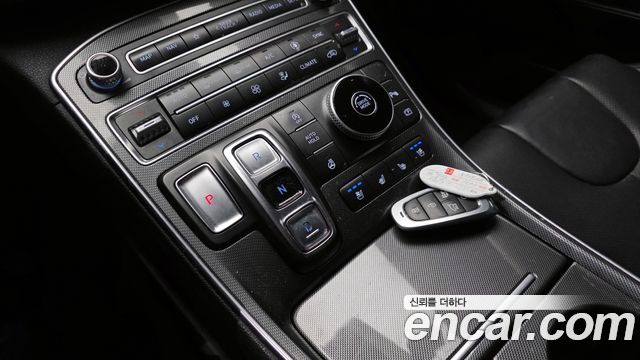 Hyundai Santa Fe 2021 thumb 9