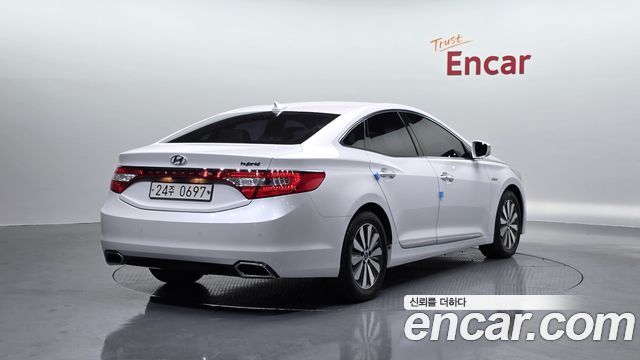 Hyundai Grandeur 2016 thumb 3
