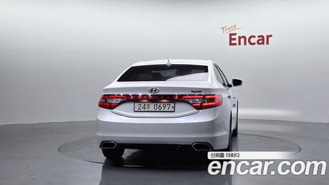 Hyundai Grandeur 2016 thumb 5