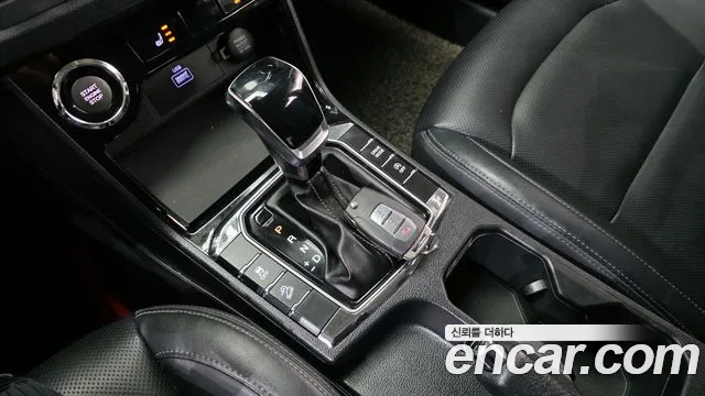 SsangYong Korando 2021 thumb 10