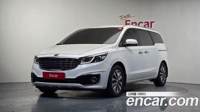 Kia Carnival 2018 thumb 2