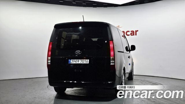Hyundai Staria 2022 thumb 5