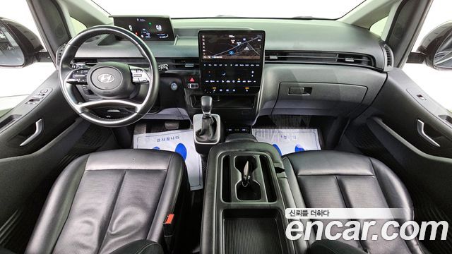 Hyundai Staria 2022 thumb 8