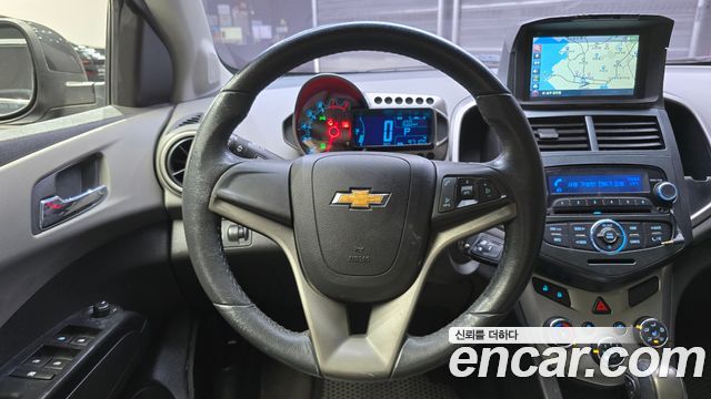 Chevrolet Aveo 2012 thumb 12