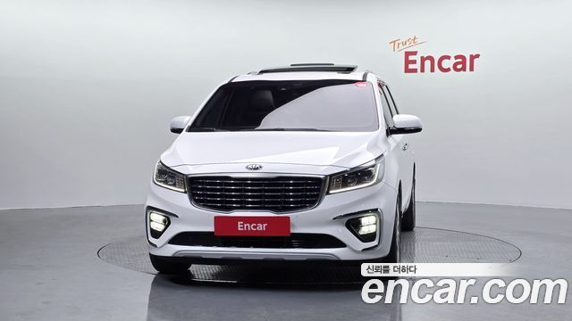 Kia Carnival 2019 thumb 4