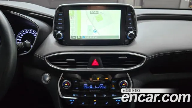 Hyundai Santa Fe 2019 thumb 12