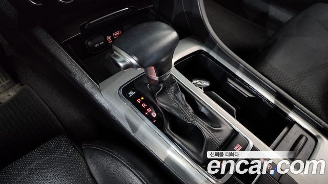 Kia K5 2016 thumb 10