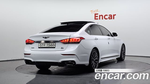 Genesis G80 2018 thumb 3