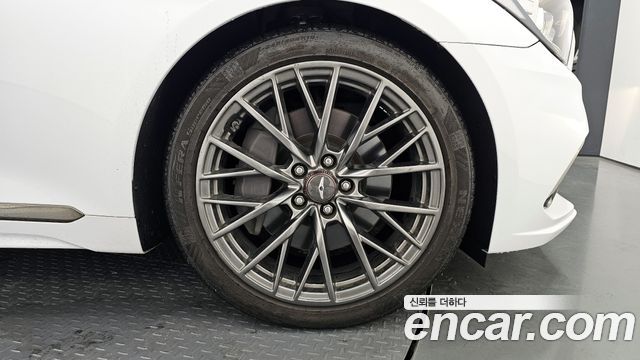 Genesis G80 2018 thumb 6