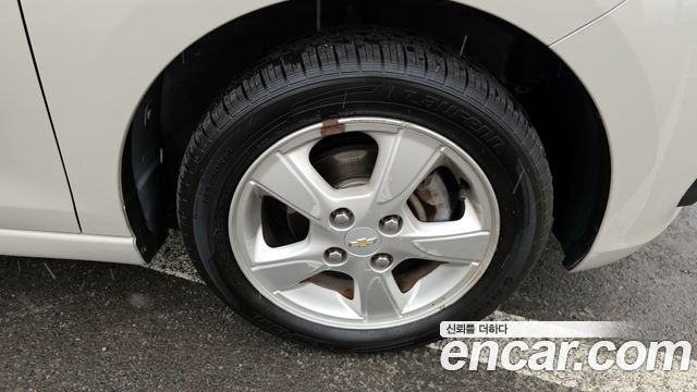 Chevrolet Spark 2015 thumb 6