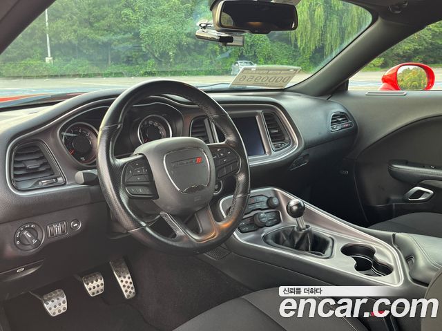 Dodge Challenger 2021 thumb 9