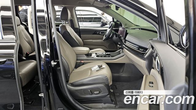 Kia Carnival 2024 thumb 12