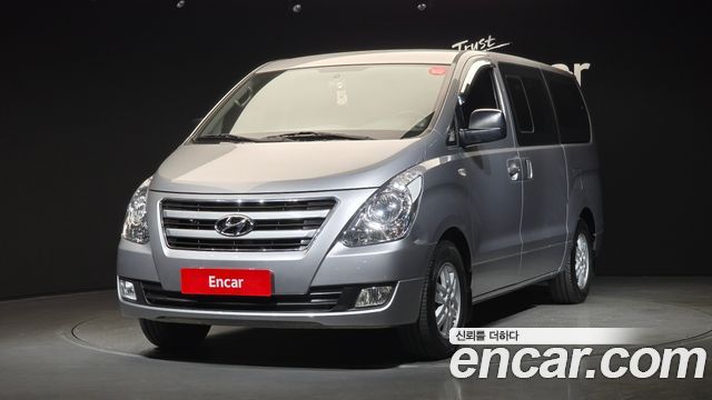 Hyundai Starex 2017 thumb 2