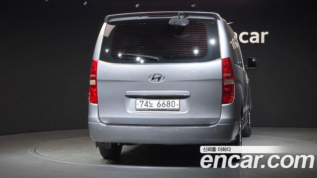 Hyundai Starex 2013 thumb 5