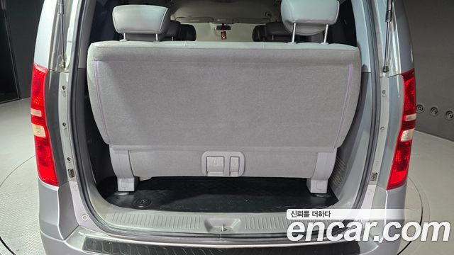 Hyundai Starex 2013 thumb 12