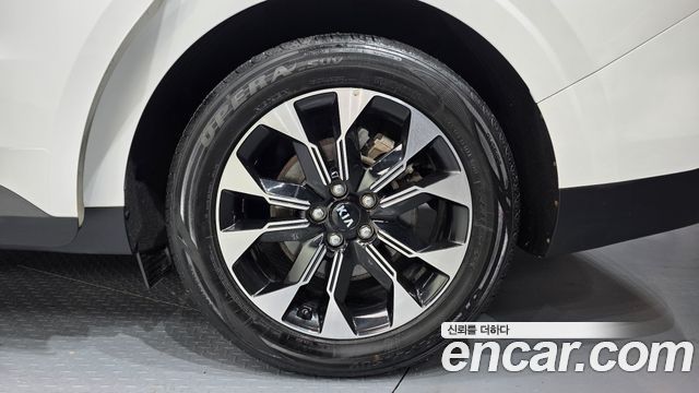 Kia Carnival 2021 thumb 6