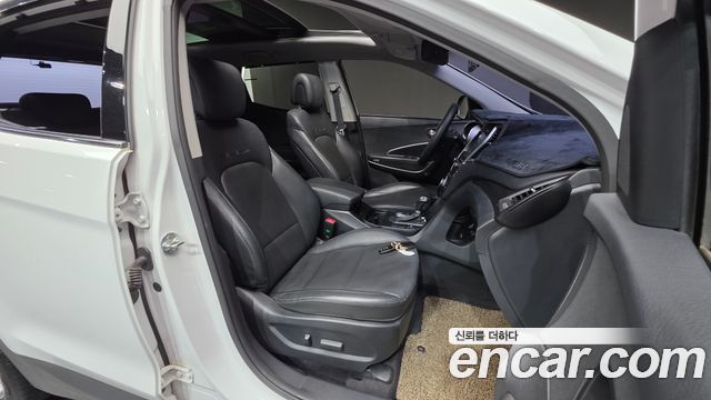 Hyundai Santa Fe 2017 thumb 11